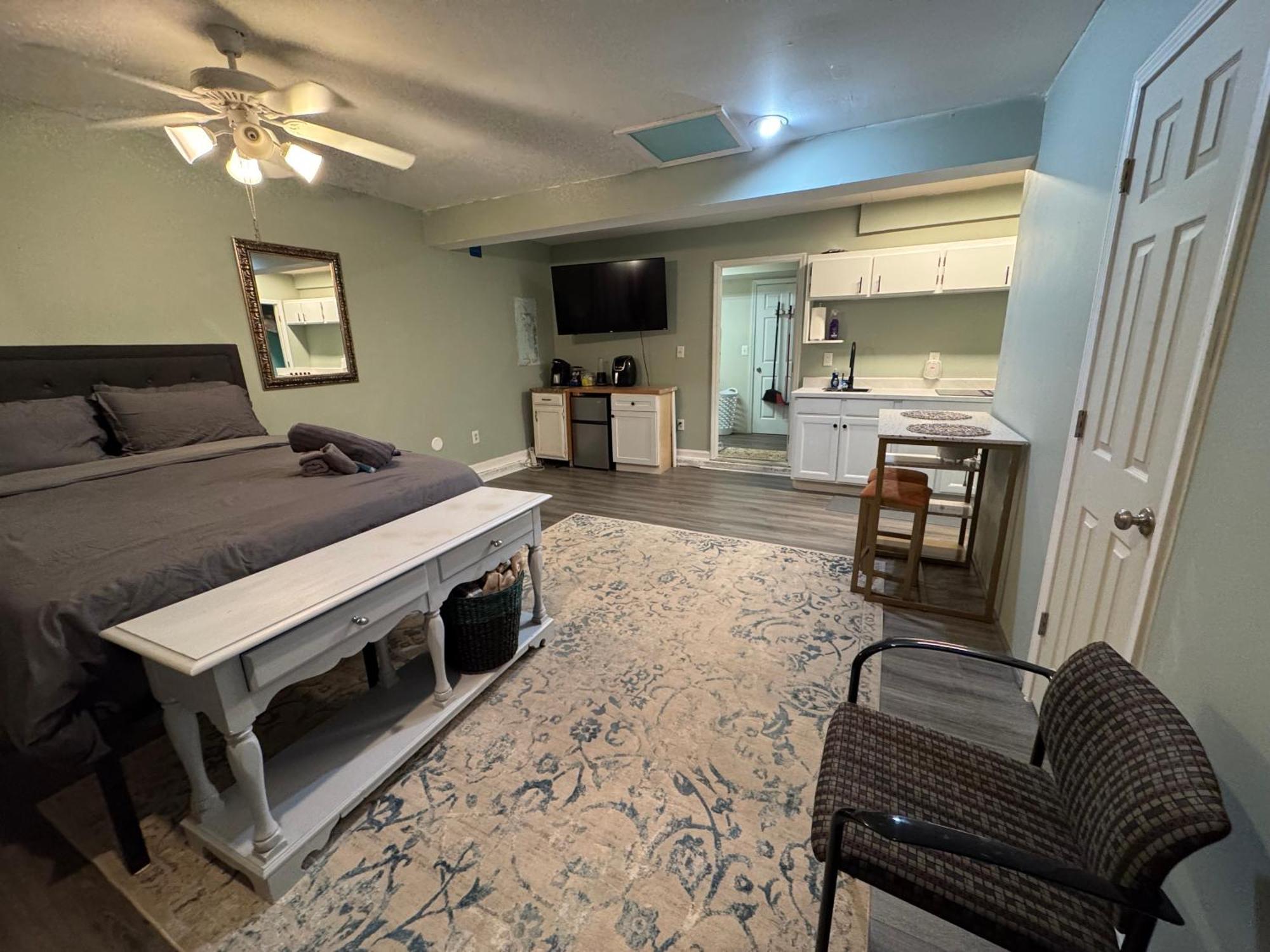 20Min To International Airport! 10Min To Pnc Music! Wifi Apartamento Charlotte Exterior foto